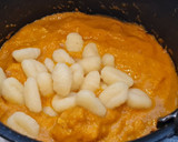 Foto del paso 7 de la receta: Ñoquis con pollo en salsa de cebolla y zanahoria