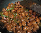 A picture of step 6 of Soya chilli.