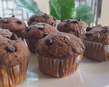 Foto langkah ke 7 dari resep Muffin Coklat Putih Telur,.