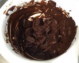 Une image de l'étape 2 de Charlotte aux deux chocolats, liqueur de vanille et mascarpone.