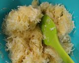 Foto langkah ke 3 dari resep Cheesy Hash Browns.