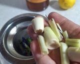 Foto langkah ke 1 dari resep Wedang Telang Lemon Sereh.