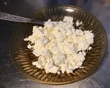 Une image de l'étape 3 de Millefeuille de poivrons bicolores,cœur de saumon fumé et crème de feta.