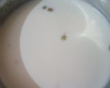 A picture of step 1 of Pista kheer.