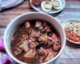 Foto langkah ke 6 dari resep Rawon Tahu dan Putih Telur.