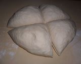 Foto del paso 7 de la receta: Pizza de muzzarella y aceitunas