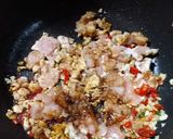รูปขั้นตอนการทำที่ 3 ของ ไก่ผัดใบกระเพรา
