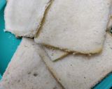A picture of step 4 of Grilled Chicken Bread Rolls.