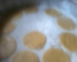 Foto del paso 4 de la receta: Galletas crujientes con cubierta de mantequilla con azúcar
