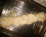 Foto del paso 4 de la receta: Pan trenzado de queso y ajo
