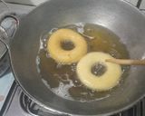 Foto langkah ke 5 dari resep Donat dengan Water Roux.