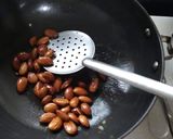 A picture of step 2 of Meva paak.