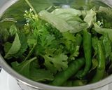 A picture of step 1 of Xacuti Goan Chicken Gravy.