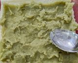 Foto langkah ke 10 dari resep Roti Gulung Crispy Vla Matcha.