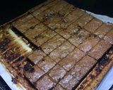 Foto langkah ke 9 dari resep Molten Choc-Chunk Brownies.