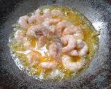Foto langkah ke 3 dari resep Udang Masak Mentega.