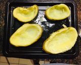 Foto del paso 3 de la receta: Papas rellenas con ensalada mixta 🥗🥔