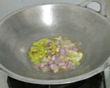 Foto langkah ke 3 dari resep 15. Tumis Sarden Telur Asin.