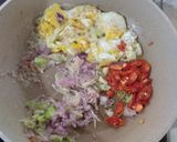 Foto langkah ke 2 dari resep Kwetiau Goreng Ala Solaria dengan Topping Daging Rendang.