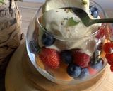 Une image de l'étape 12 de Glace vanille à la sorbetière🍇🥭🍓🍎🍋.