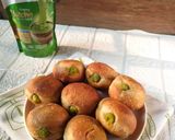 Foto langkah ke 10 dari resep Bomboloni Creamy Matcha.