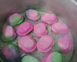 Foto langkah ke 6 dari resep Kue ku Rainbow.