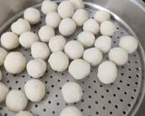 A picture of step 6 of Ammini kozhukattai, mini rice dumplings.