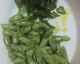 Foto langkah ke 2 dari resep Tumis Buncis dengan Ikan Asin Gabus.
