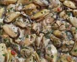 Foto del paso 2 de la receta: Cholgas frescas(mejillones) olor a mar invade la casa..