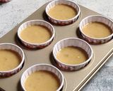 Gambar langkah 6 resipi Almond Banana Cupcake.