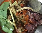 Foto langkah ke 1 dari resep Rendang kering hitam.