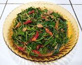 Foto langkah ke 6 dari resep Tumis Kangkung Nikmat Istimewa.
