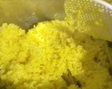 Foto langkah ke 4 dari resep Nasi Kuning Magicom Simple.