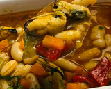 Foto del paso 7 de la receta: Fabes con mejillones 🧄 🌶️ 🥕 🧅 ⚽️ 🥇 🇪🇸