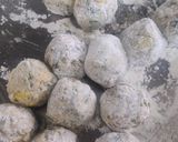 A picture of step 5 of Cheesy Arancini.