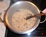 Φωτογραφία βήματος 3 της συνταγής Risotto με μανιτάρια porcini. Γιατί και οι φοιτητές έχουν ψυχή!