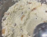 A picture of step 5 of Chhena Poda.