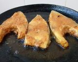 A picture of step 2 of Fish tawa fry.