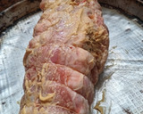 Foto del paso 6 de la receta: BONDIOLA RELLENA CON, PANCETA QUESO, Morrón, ACEITUNAS