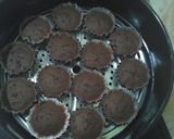 Foto langkah ke 3 dari resep Bolu Coklat Kukus.