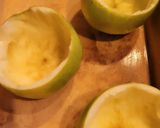 Foto del paso 1 de la receta: Manzanas al horno rellenas de granola!!