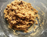 Foto del paso 4 de la receta: Galletas frutigran con pasas de uva y chips de chocolate