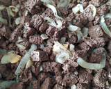 Foto del paso 4 de la receta: Sangre encebollada con huevo