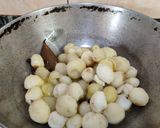 A picture of step 3 of ALOO DO PYAZA..