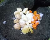 Foto langkah ke 1 dari resep Goreng Ayam Kampung empuk.