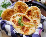 Foto langkah ke 15 dari resep Garlic Butter Naan.