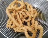 Foto langkah ke 4 dari resep Kue Akar Kelapa Renyah anti gagal.