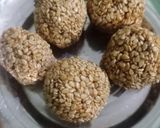તલના લાડુ(Tal na laddu recipe in Gujarati) રેસીપી સ્ટેપ1ફોટો