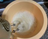 Foto langkah ke 1 dari resep Fluffy Bread.