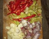 Foto langkah ke 2 dari resep Ikan pindang salem bumbu sarden.